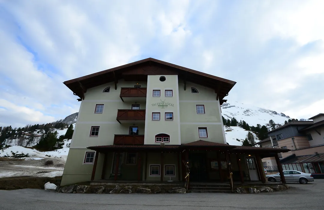 Hotel Tauernglöckl-1