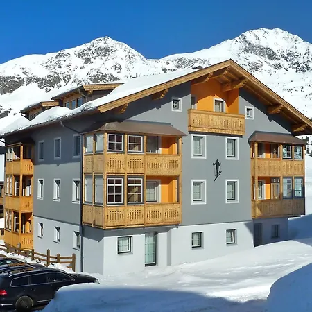 Aparthotel Bernhof-3