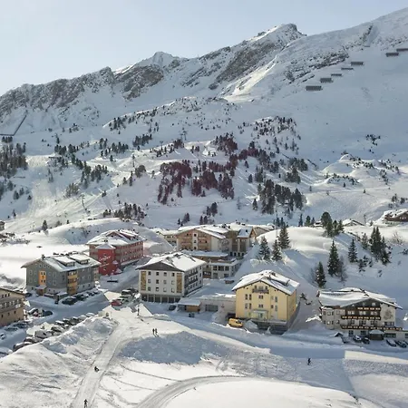 Hotel Alpenland-2